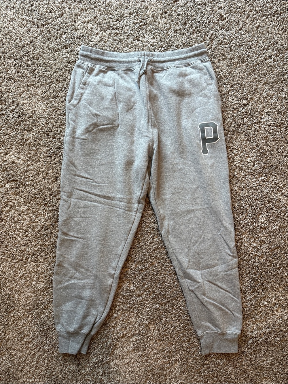 P Logo Joggers by Primitive